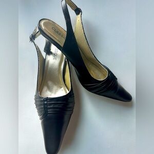 heels, Classique,brand, black color, number 10W